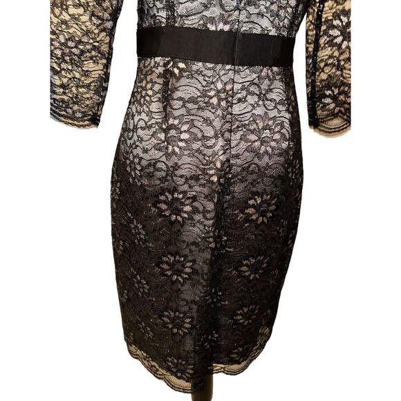 Banana Republic Black Gold Floral Lace Dress Cocktail Elegant V Neck 3/4 Sleeve - Picture 6 of 14